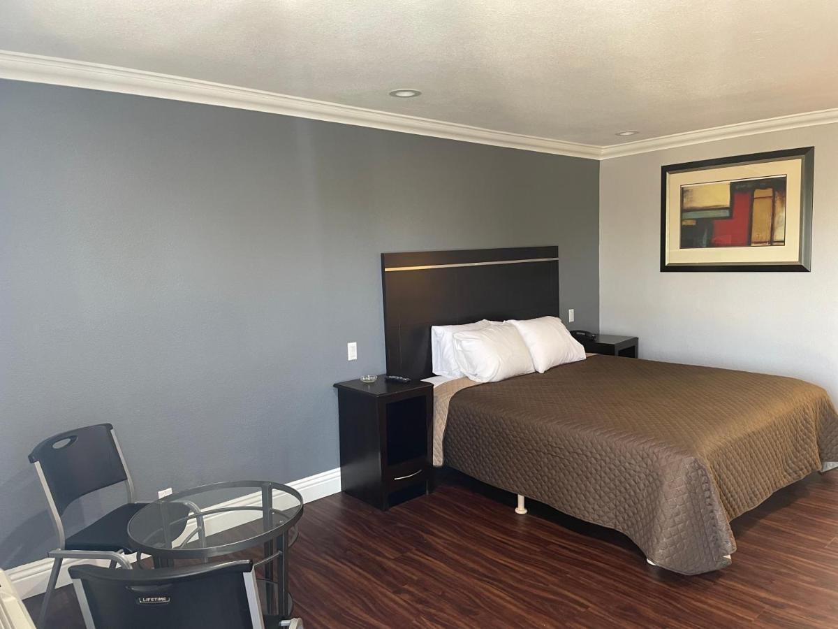 Legacy Inn & Suites Anaheim Buitenkant foto